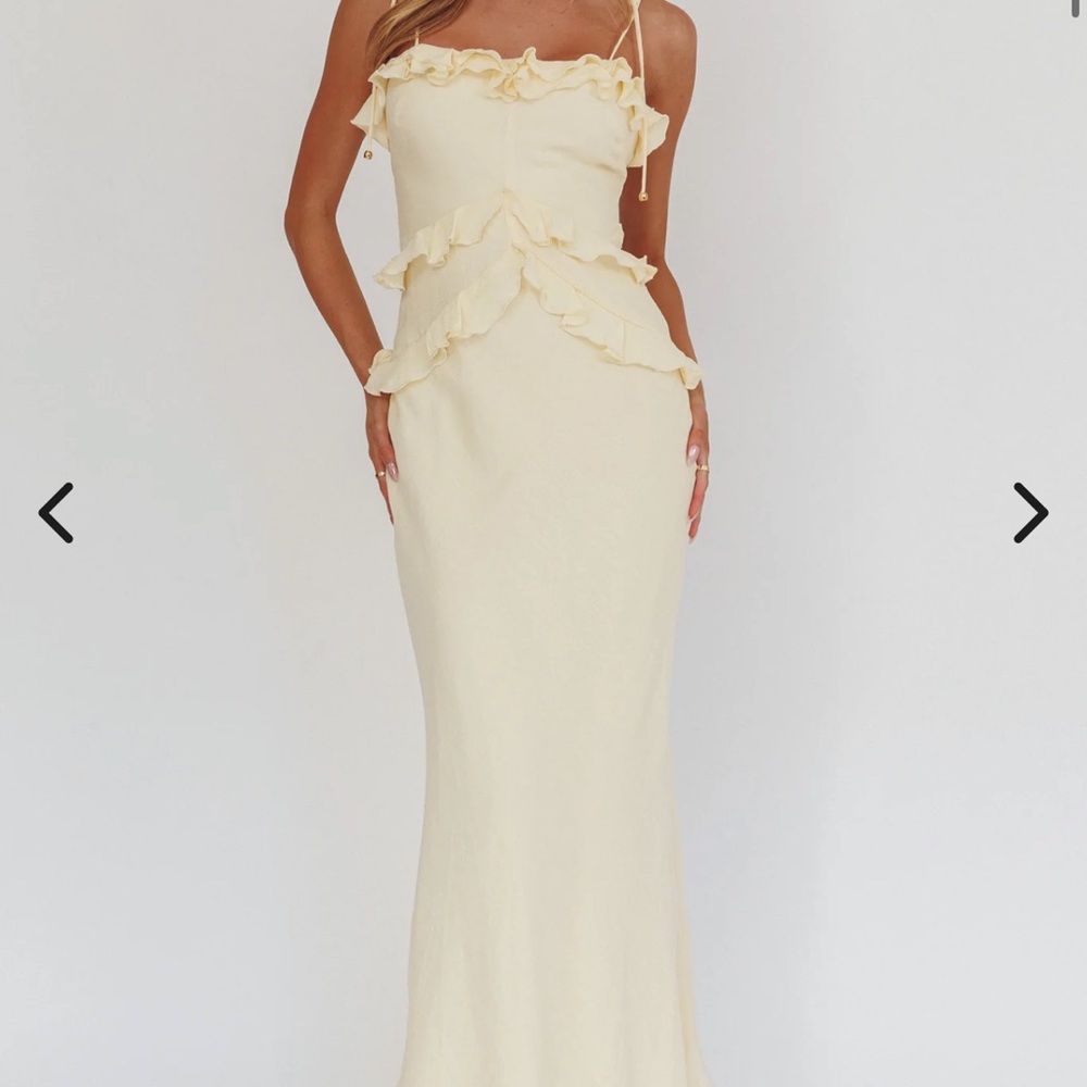 Selfie Leslie Baby Yellow One Shoulder dress